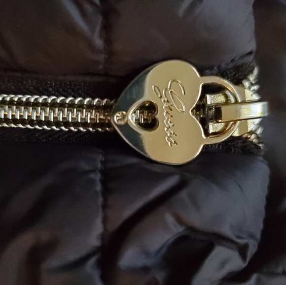 Vest - Picture 2 of 4